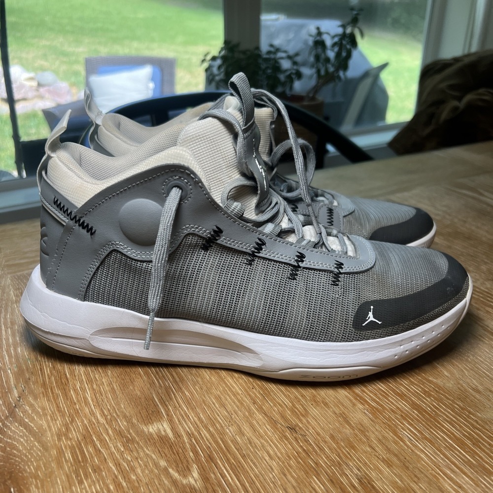 Jordan Jumpman 2020 Basketball Shoes Men's Size 12 Particle Grey